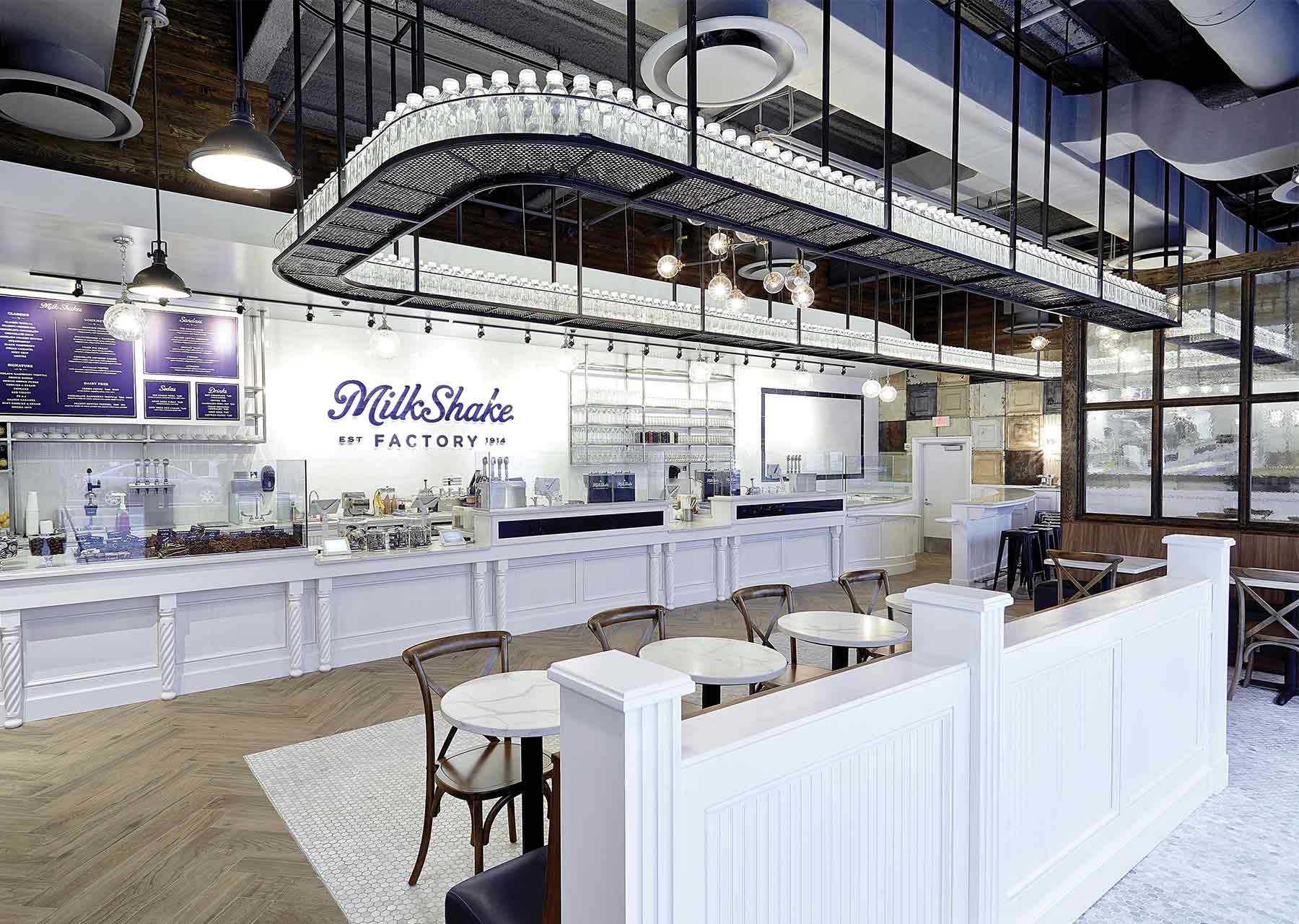 Interior of a store from a chocolate, dessert, and ice cream franchise, featuring a vibrant and inviting atmosphere.